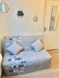 Appartements Studios charmants cosy a 5 minutes du centre-ville : photos des chambres