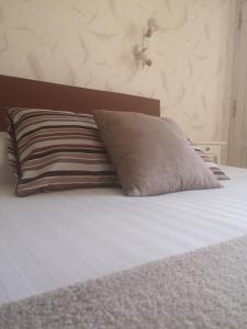 Hotels Hotel Les Deux Magots : photos des chambres