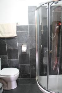 The Falls Of Dochart Inn