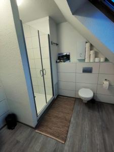 Dachgeschosswohnung mit Klimaanlage in bester Lage