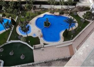 Precioso apartamento con piscina cerca de la playa