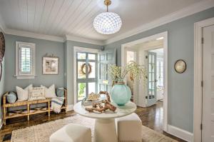 Stunning Charlotte Home Private Pool!