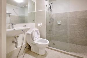 Elegant studio six in Bacolod across Ayala Mall