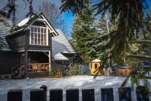 Bratkowa Chata - Stróże