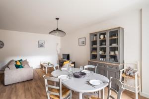 Appartements Le Jardin d'Ulysse - 2 chambres avec parking : photos des chambres