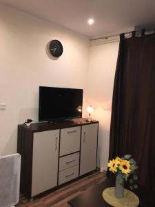 DWORCOWA13 ZIELONY OGROD