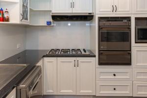 Furche Barossa Vineyard Family Stay