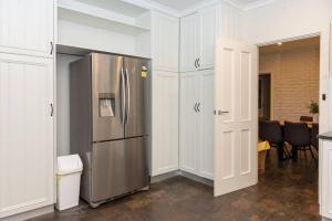 Furche Barossa Vineyard Family Stay