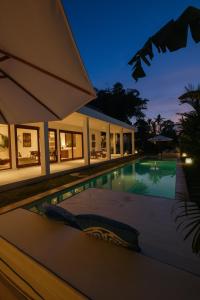 Ubud Luxury 2-Bedroom Villa with Private Pool and BBQ - Serene Escape!