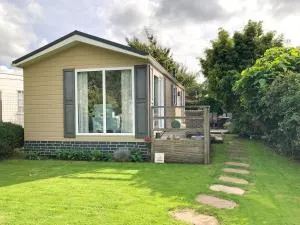 Chalet 511 op Recreatiepark De Wielen - Sint Maartensbrug