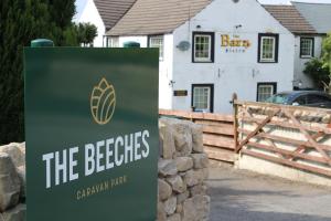 Delightful 2-bed staticin a peaceful village