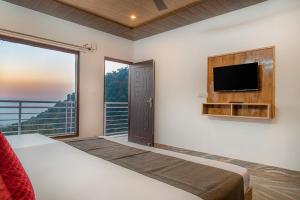 Vansathli I Near Mall Road Kasauli I Open Garden & Rooftop I by Humble stay villa