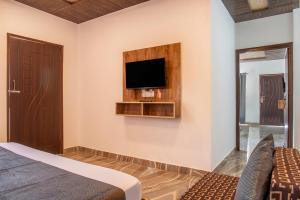 Vansathli I Near Mall Road Kasauli I Open Garden & Rooftop I by Humble stay villa