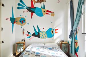 madama hostel and bistrot