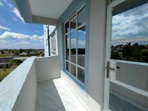 One bedroom unit with a view, free WiFi & parking