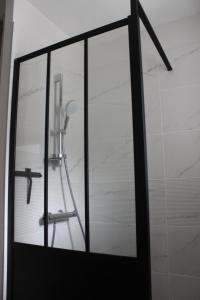 Intra-Muros - T2 La Grande Hermine