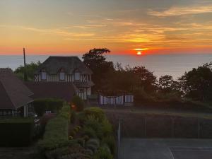 Appart lumineux avec vue sur mer à  180 degrés