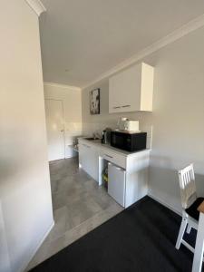 벤디고 River Gardens Axedale Pet Friendly Farmstay B&B 호텔 로비