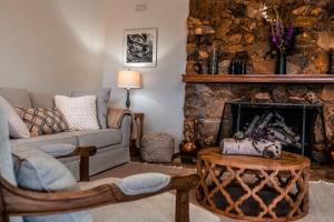 Luxe Homestay 4 BEDROOM Option at 6 OClock Shadows