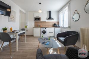 Appartements Voyages & DeplacementsAppt Confort et Moderne - en plein coeur de Tours : photos des chambres