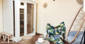 Appartements Spacieux duplex tout confort a 200m des thermes de Bains-les-Bains dans les Vosges : Appartement avec Sauna