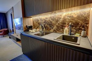 Woodside Kopaonik 417-418