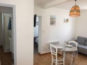 LE CLOS DE BEAUCHAMP APPARTEMENT Le BORD DE MER 2 vélos sont disponibles gratuitement