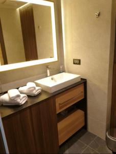 Woodside Duplex Apartment Ski in Ski out with garage