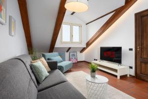 [Duomo - Pt.Romana - Bocconi] Top Floor Apartment