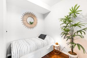 AOC Suites - High-Rise Condo - City View