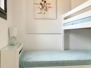 T3 Rénové avec Climatisation, Piscine & Parking à 100m de la Mer - FR-1-607-24