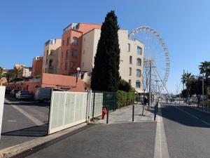 Spacieux T3 au Centre Port, Résidence avec Piscine, Cap dAgde - FR-1-607-10