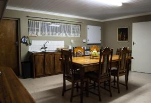 Farm stay at Lavender Cottage on Haldon Estate