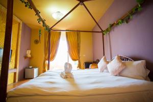 Phòng Deluxe hướng biển giường đôi (Deluxe Double Room with Sea View)