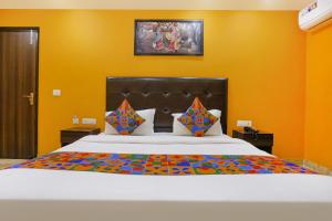 FabHotel Taj Home Stay