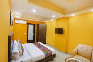FabHotel Taj Home Stay