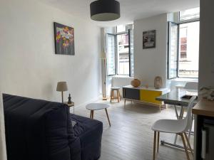 LOasis Marin meublé, lumineux et cosy à 1min à pied du marché dans lhyper centre de La Rochelle avec TV et Wifi