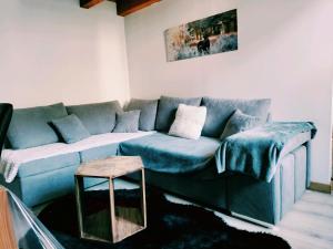 Appartement T3 Duplex Cures ou vacances, En plein Centre-ville Allée dEthigny