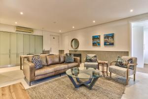 Two Bedroom Apartment - fully furnished and design in Va Marina Residential