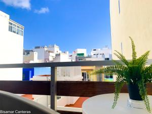 Studio with Balcony room in Brisamar Canteras
