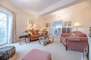 4 Ropers Court, Lavenham - Alpheton