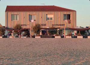 Hotels Acadie Saint Victor - Hotel restaurant - Face mer - Chatelaillon plage : photos des chambres