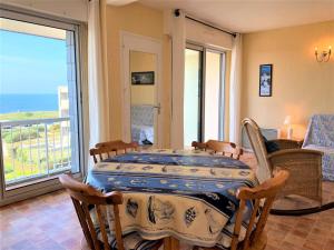 Quiberon - Appartement 2 pièces avec balcon, parking et animaux acceptés - FR-1-478-74