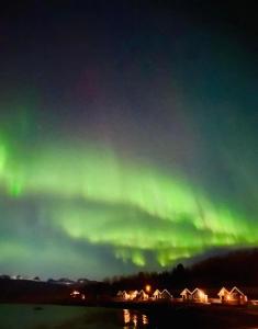 Idyllisk sjøhus på Naurstad