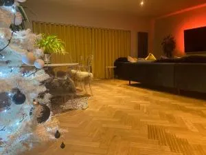 Luxury House close to Forest with outdoor Bath - Holdenhurst