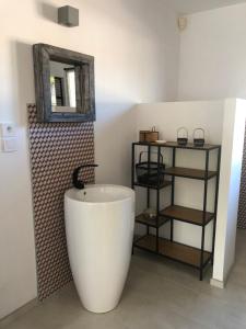 Maisons d'hotes Le Mas Victoria - Chambres d'hotes avec table d'hotes-Parking prive ferme : photos des chambres