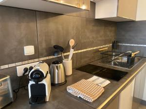 Appartements Exceptionnel ! Superbe appartement refait a neuf en rez-de-chaussee avec parking prive : photos des chambres