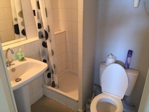 Appartement T2 pour 4 pers, plage à 20m, parking, lave-linge - FR-1-81-201