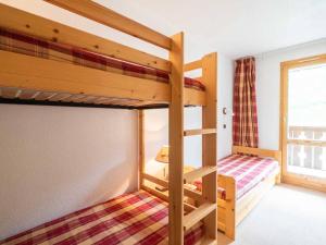 Appartement 2 Pièces à Valmorel - Animaux admis, Balcon, Parking - FR-1-291-740