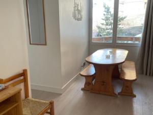 Appartements Appartement 3 pieces, 7 pers. avec WIFI, a 20m des pistes, balcons et casier a skis - FR-1-262-77 : photos des chambres